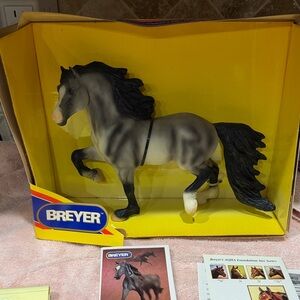 Breyer Silverton 2nd half year Welsh Cobb Traditional Collection with org book